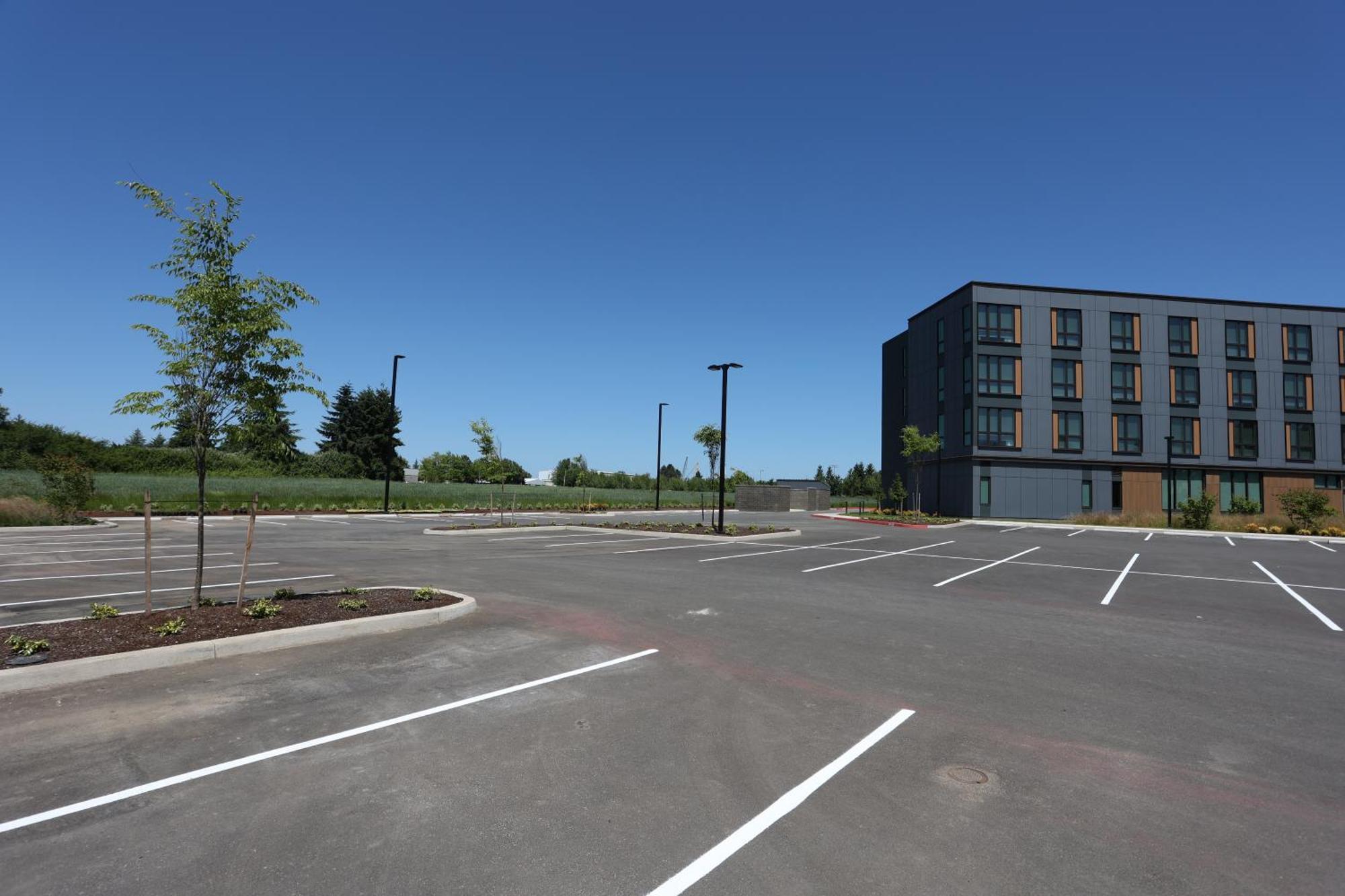 Cedartree Hotel Portland Hillsboro Exterior photo